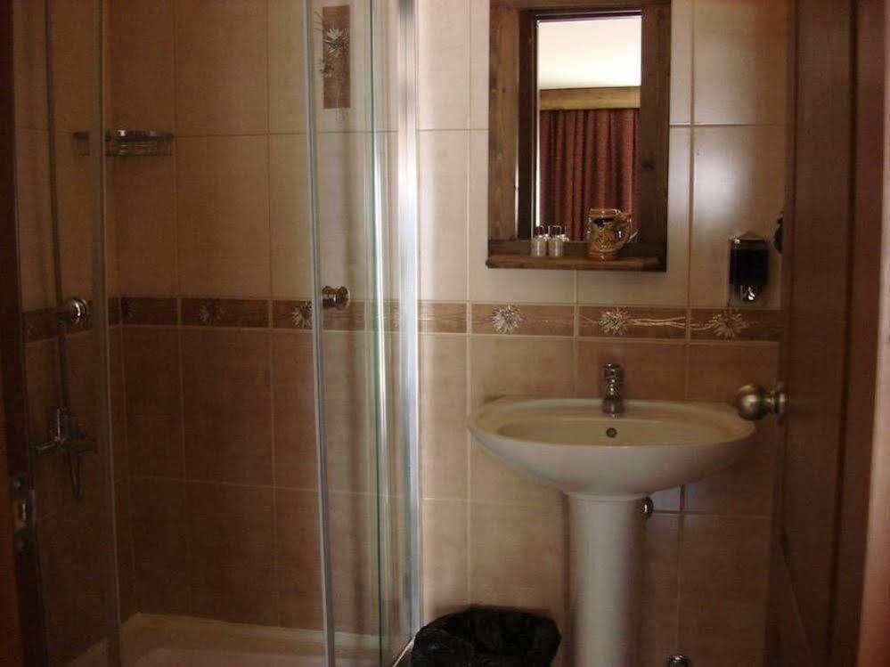 Hotel Second Spring Çeşme Esterno foto