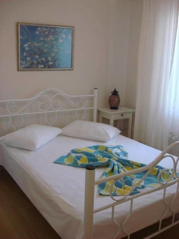 Hotel Second Spring Çeşme Esterno foto